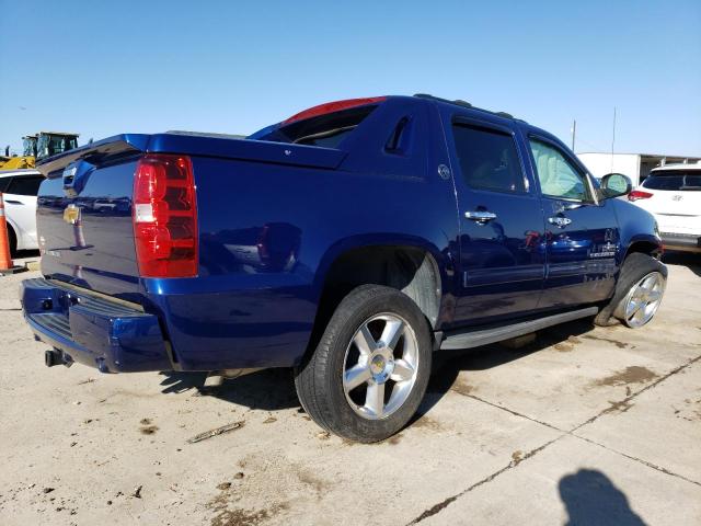 Photo 3 from auction – 2013 CHEVROLET AVALANCHE with VIN 3GNTKFE77DG380009