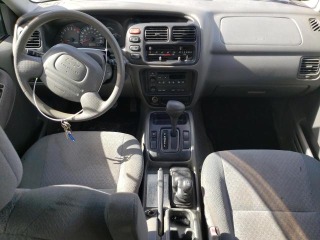 Photo 8 from auction – 2002 CHEVROLET TRACKER with VIN 2CNBJ13C926930194
