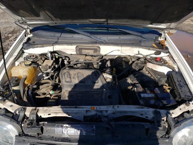 Photo 11 from auction – 2004 FORD ESCAPE XLT with VIN 1FMYU031X4KA97774