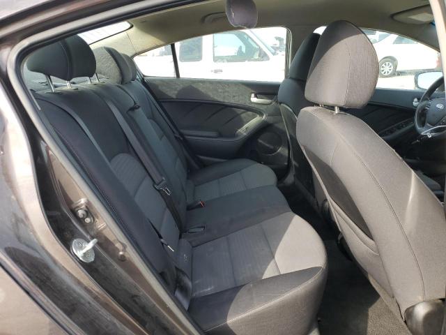 Photo 10 from auction – 2017 KIA FORTE LX with VIN 3KPFL4A72HE129591