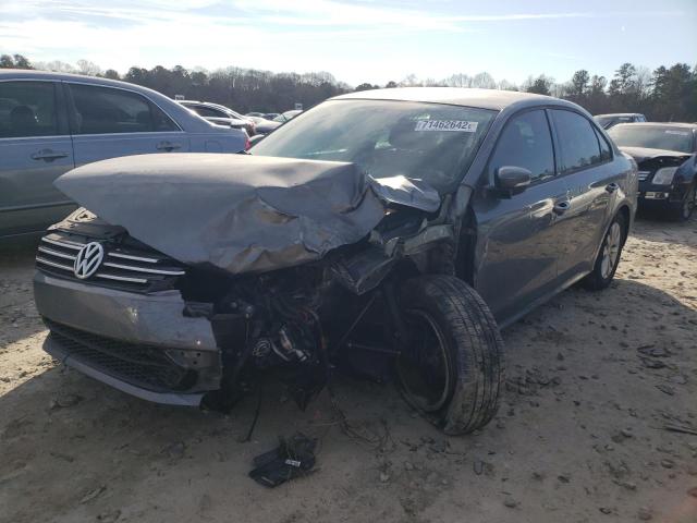 VOLKSWAGEN PASSAT S 2015 with VIN 1VWAT7A38FC032485 - Photo from auction