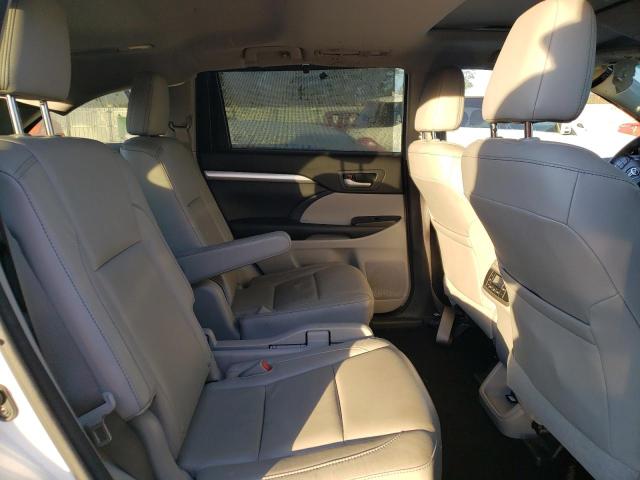 Photo 11 from auction – 2016 TOYOTA HIGHLANDER with VIN 5TDKKRFH4GS126485