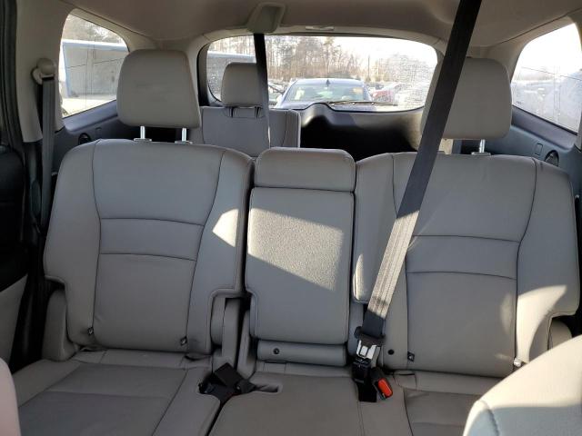Photo 10 from auction – 2018 HONDA PILOT TOUR with VIN 5FNYF6H97JB026752