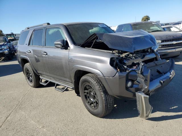 Photo 4 from auction – 2016 TOYOTA 4RUNNER SR with VIN JTEBU5JR0G5349952