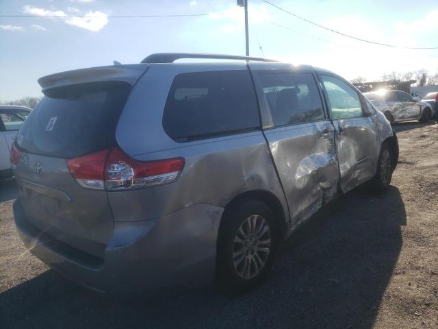 Photo 3 from auction – 2011 TOYOTA SIENNA XLE with VIN 5TDYK3DCXBS076103