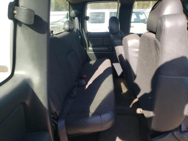 Photo 10 from auction – 2002 CHEVROLET SILVERADO with VIN 2GCEC19V821145103