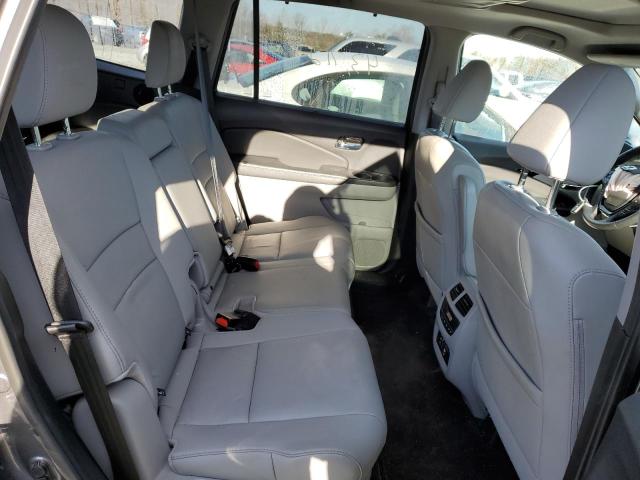 Photo 11 from auction – 2018 HONDA PILOT TOUR with VIN 5FNYF6H97JB026752