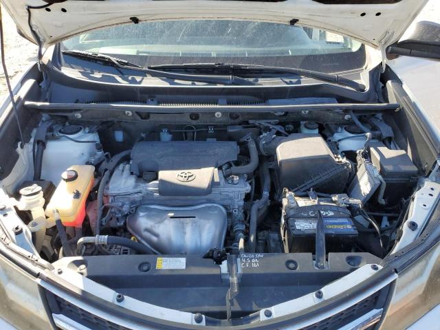 Photo 12 from auction – 2015 TOYOTA RAV4 LE with VIN JTMZFREV4FJ059442