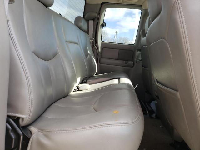 Photo 10 from auction – 2004 GMC NEW SIERRA with VIN 2GTEK19T041432830