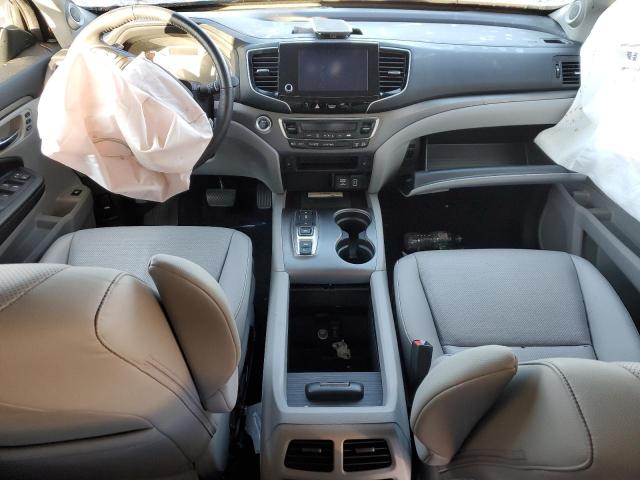 Photo 8 from auction – 2022 HONDA RIDGELINE with VIN 5FPYK3F70NB009638
