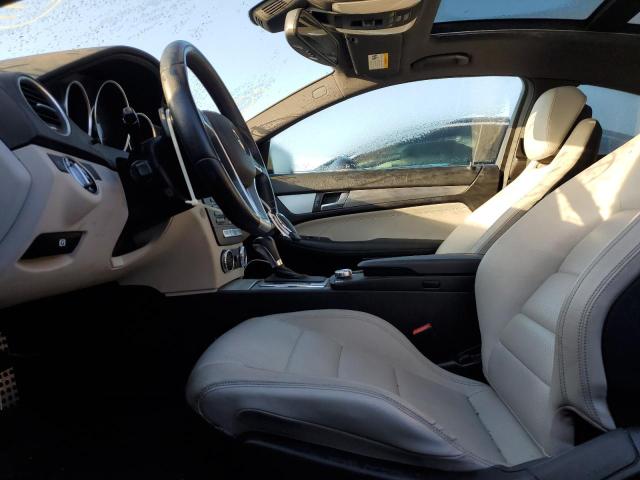 Photo 5 from auction – 2012 MERCEDES-BENZ C CLASS with VIN WDDGJ4HB0CF738039