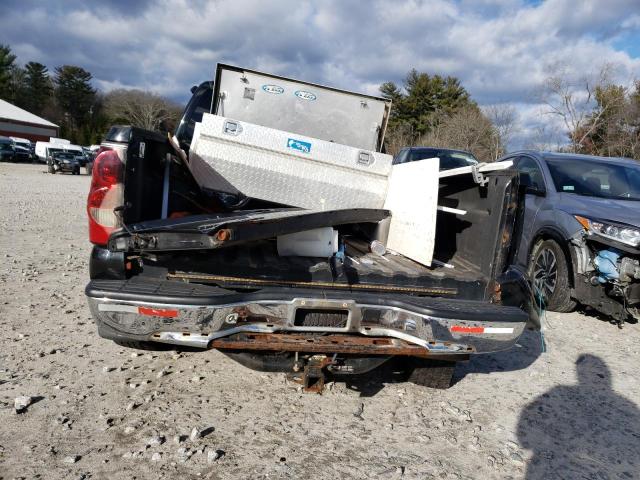Photo 6 from auction – 2004 CHEVROLET SILVERADO with VIN 2GCEK19T541169461