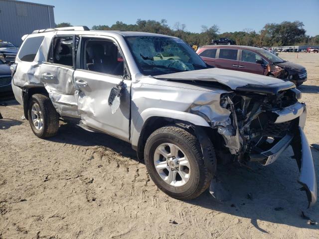 Photo 4 from auction – 2021 TOYOTA 4RUNNER SR with VIN JTENU5JR1M5890355