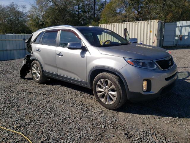 Photo 4 from auction – 2015 KIA SORENTO EX with VIN 5XYKU4A72FG654985
