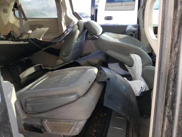 Photo 11 from auction – 2010 CHRYSLER TOWN & COU with VIN 2A4RR5D17AR305316
