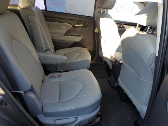 Photo 6 from auction – 2022 TOYOTA HIGHLANDER with VIN 5TDGARAH9NS511957