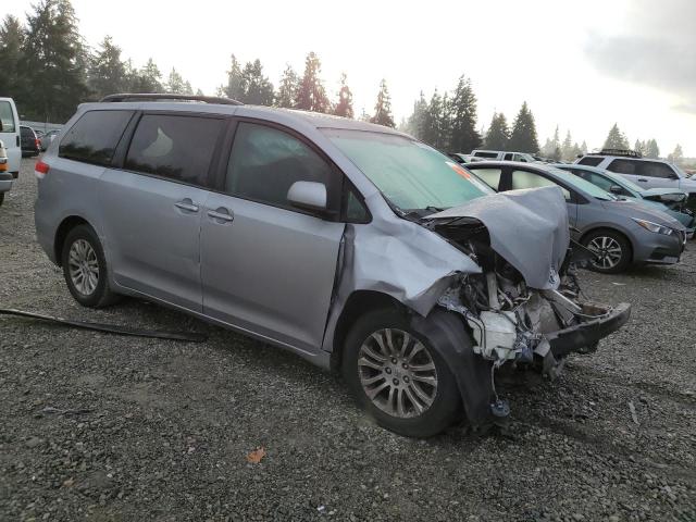 Photo 4 from auction – 2011 TOYOTA SIENNA XLE with VIN 5TDYK3DC2BS040339