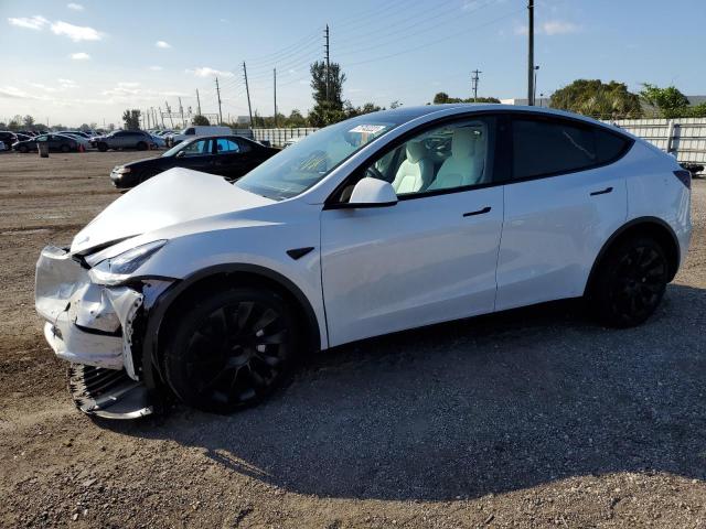 TESLA MODEL Y 2022 with VIN 7SAYGDEE5NF446263 - Photo from auction