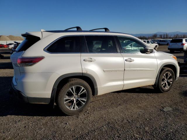 Photo 3 from auction – 2016 TOYOTA HIGHLANDER with VIN 5TDJKRFH2GS282598