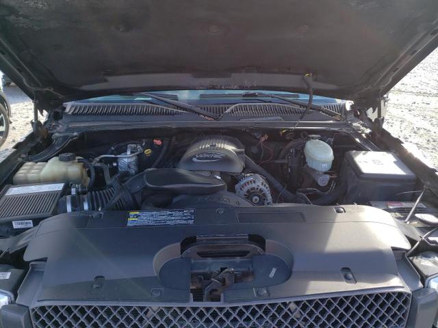 Photo 11 from auction – 2004 CHEVROLET SILVERADO with VIN 2GCEK19T541169461