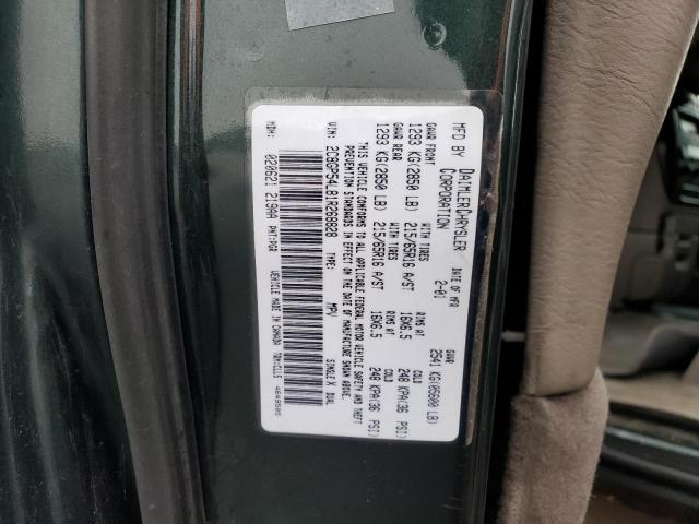 Photo 14 from auction – 2001 CHRYSLER TOWN & COU with VIN 2C8GP54L81R268828