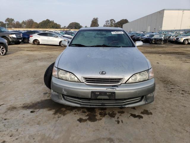 Photo 5 from auction – 2000 LEXUS ES 300 with VIN JT8BF28G2Y0274184