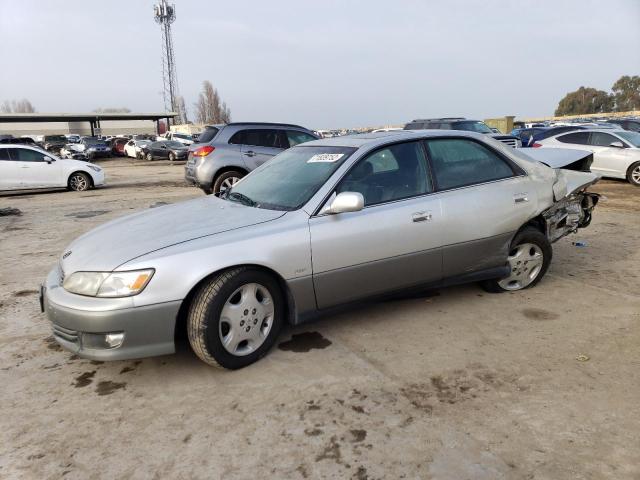 LEXUS ES 300 2000 with VIN JT8BF28G2Y0274184 - Photo from auction