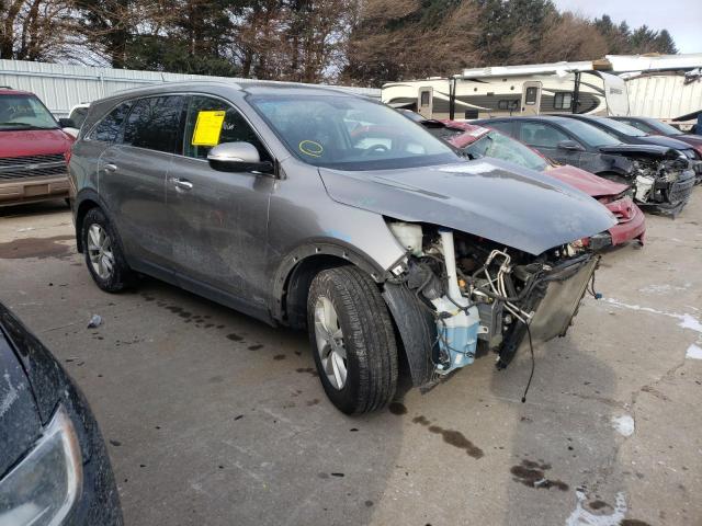 Photo 4 from auction – 2016 KIA SORENTO LX with VIN 5XYPGDA31GG073070