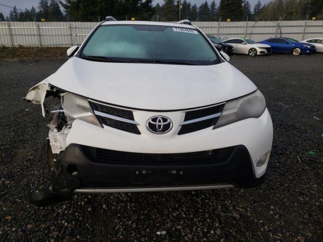 Photo 5 from auction – 2015 TOYOTA RAV4 XLE with VIN JTMRFREV2FD162471