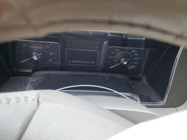 Photo 9 from auction – 2011 LINCOLN NAVIGATOR with VIN 5LMJJ3J50BEJ02880