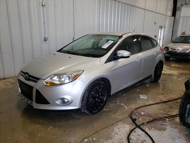 FORD FOCUS SE 2012 مع رقم تعريف المركبة 1FAHP3K25CL271580 - صورة من المزاد