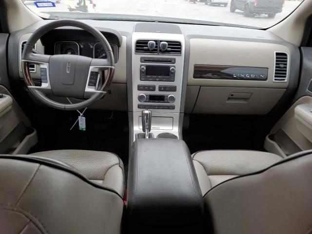 Photo 8 from auction – 2010 LINCOLN MKX with VIN 2LMDJ6JC3ABJ17680