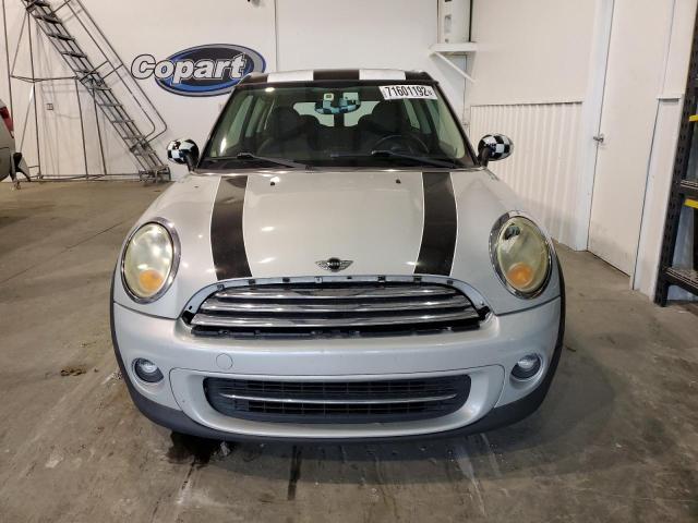 Photo 5 from auction – 2011 MINI COOPER CLU with VIN WMWZF3C56BTY00184