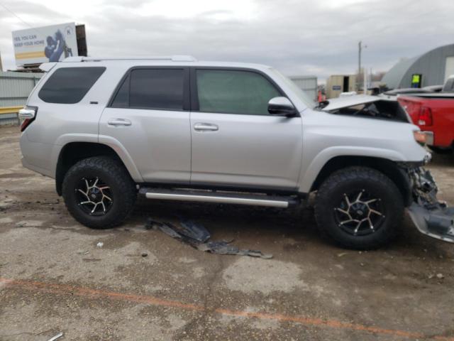 Photo 4 from auction – 2016 TOYOTA 4RUNNER SR with VIN JTEBU5JR7G5365971