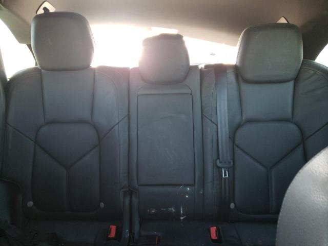 Photo 10 from auction – 2014 PORSCHE CAYENNE with VIN WP1AA2A23ELA00379