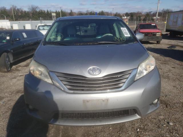 Photo 5 from auction – 2011 TOYOTA SIENNA XLE with VIN 5TDYK3DCXBS076103