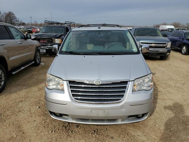 Photo 5 from auction – 2010 CHRYSLER TOWN & COU with VIN 2A4RR7DXXAR480448