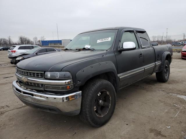 CHEVROLET SILVERADO 2000 with VIN 2GCEC19V4Y1288607 - Photo from auction