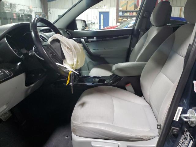 Photo 7 from auction – 2015 KIA SORENTO LX with VIN 5XYKTCA64FG561244