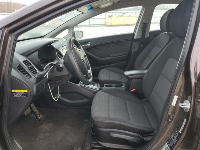 Photo 7 from auction – 2017 KIA FORTE LX with VIN 3KPFL4A72HE129591