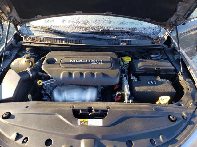 Photo 11 from auction – 2016 CHRYSLER 200 LIMITE with VIN 1C3CCCAB0GN192561