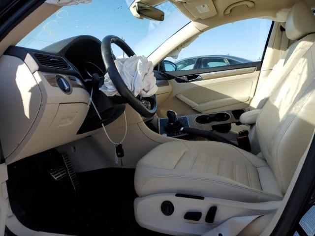 Photo 7 from auction – 2018 VOLKSWAGEN PASSAT SEL with VIN 1VWCA7A30JC007233