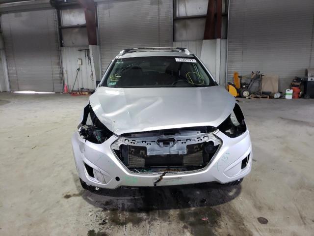 Photo 5 from auction – 2012 HYUNDAI TUCSON GLS with VIN KM8JUCAC0CU395518