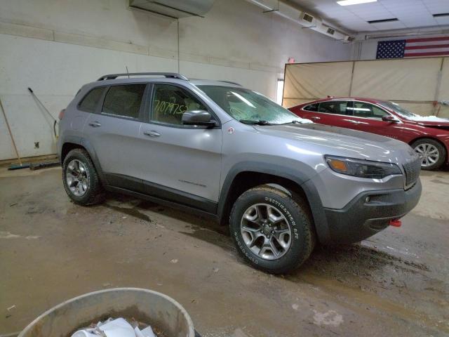 Photo 4 from auction – 2019 JEEP CHEROKEE T with VIN 1C4PJMBX7KD438104