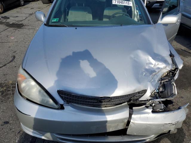Photo 11 from auction – 2004 TOYOTA CAMRY LE with VIN 4T1BE32K34U329215