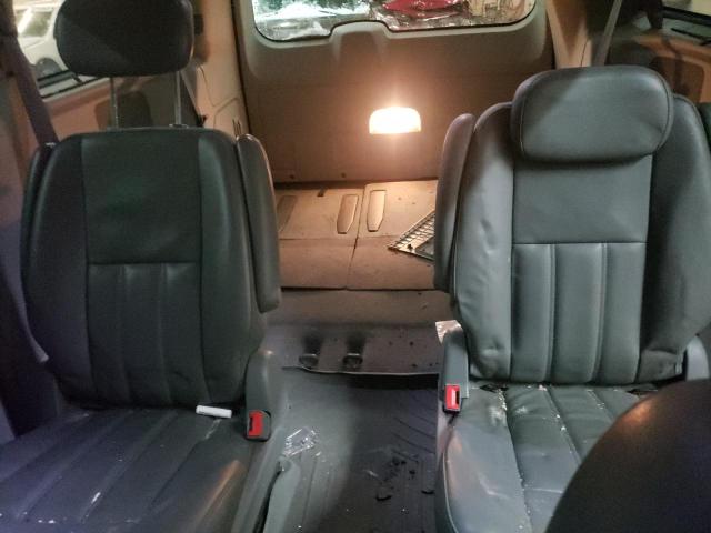 Photo 10 from auction – 2010 CHRYSLER TOWN & COU with VIN 2A4RR5DX0AR329610