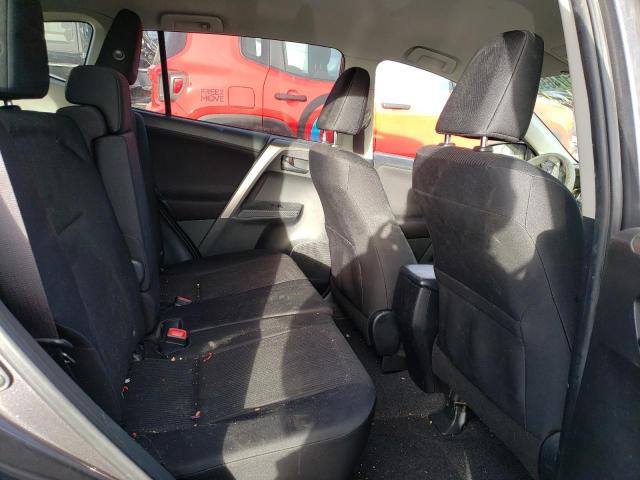 Photo 11 from auction – 2015 TOYOTA RAV4 LE with VIN JTMBFREV8FJ047375