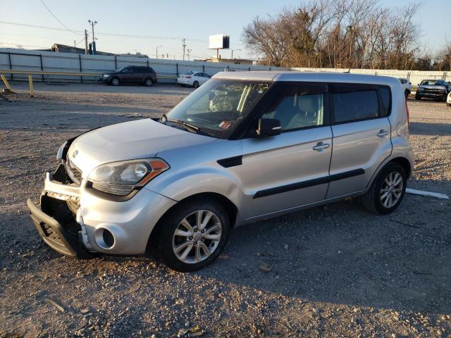 KIA SOUL + 2013 with VIN KNDJT2A62D7553501 - Photo from auction