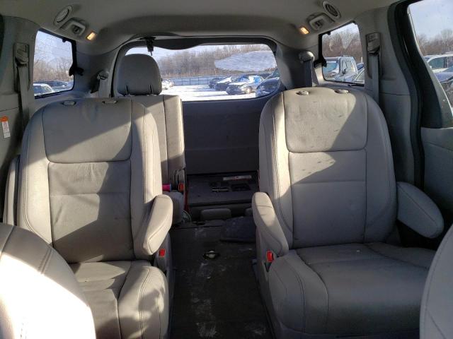 Photo 10 from auction – 2017 TOYOTA SIENNA XLE with VIN 5TDDZ3DC4HS153874