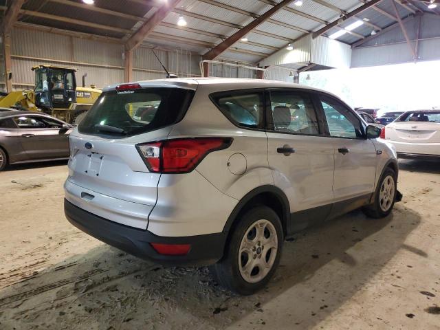 Photo 3 from auction – 2019 FORD ESCAPE S with VIN 1FMCU0F73KUB47166